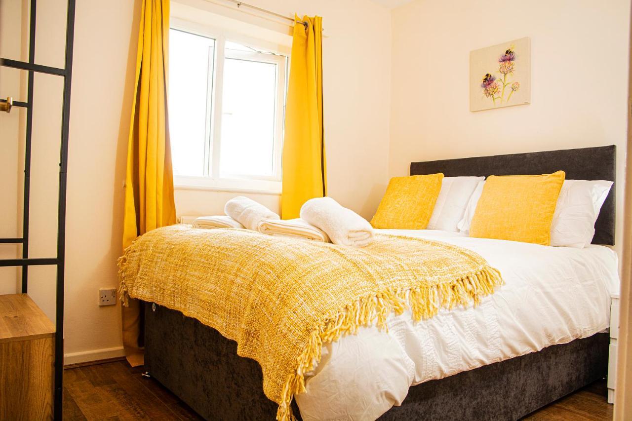 Cosy 3-Bed Home Close To City Centre Манчестер Экстерьер фото