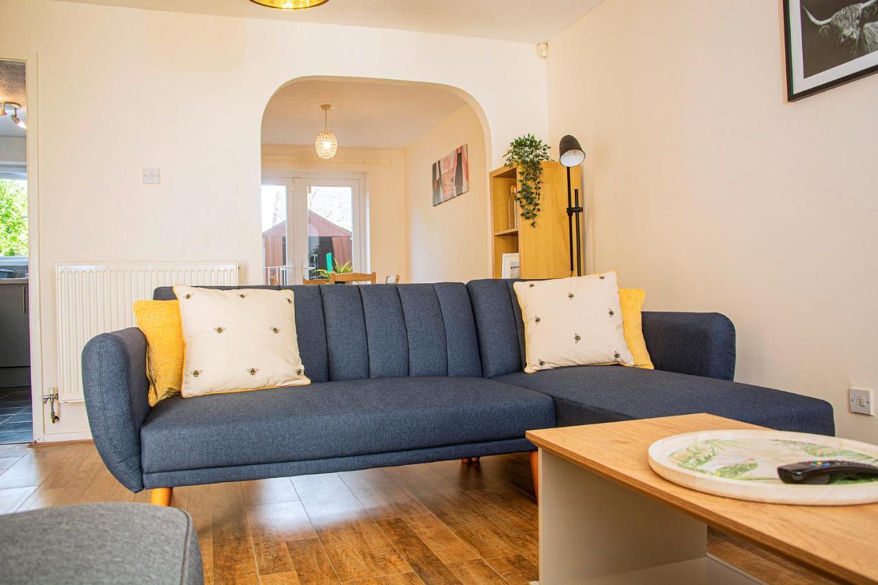 Cosy 3-Bed Home Close To City Centre Манчестер Экстерьер фото